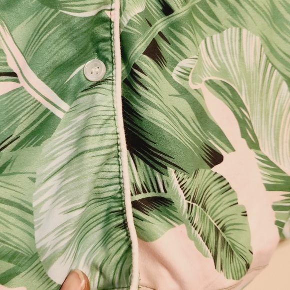 EQOUAER | Women's Pink and Green Tropical Leaf Print Pajama Top (Size Small) - Picture 7 of 12